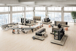 オカムラ製品を使用した温かみのあるオフィス